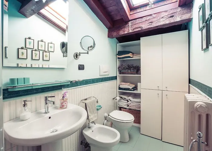 Проживание в семье A Casa Di Nina *